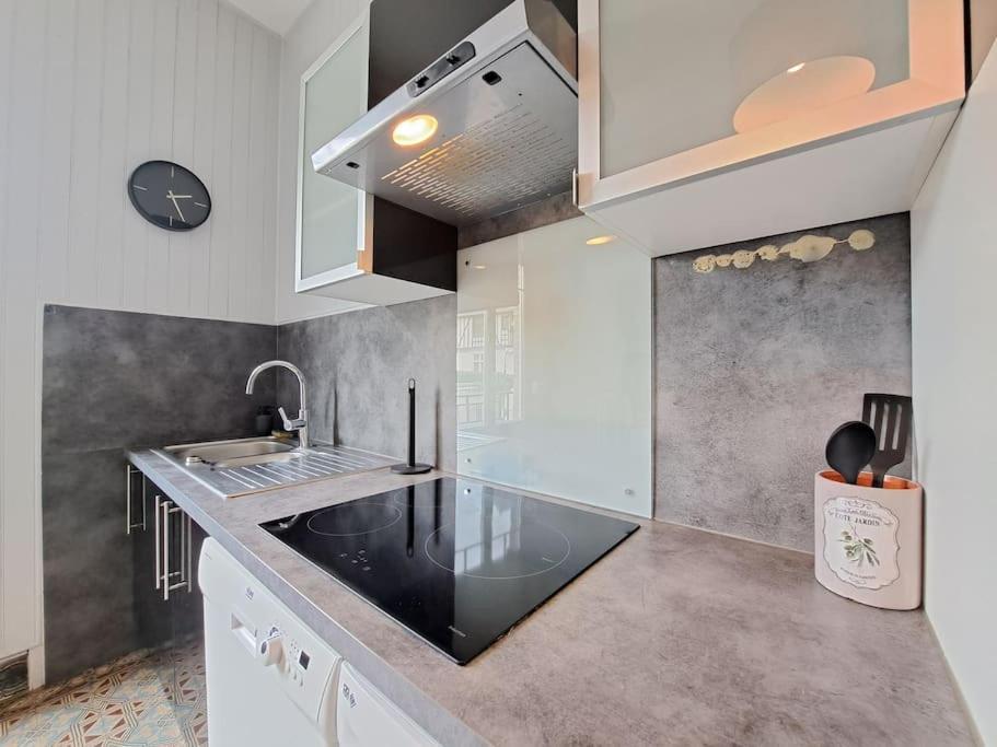 Perth, Bel Appartement Lumineux رانس المظهر الخارجي الصورة